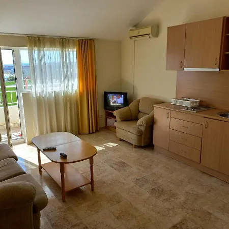 Apart Rutland Bay 3-Апартамента Apartment Rawda